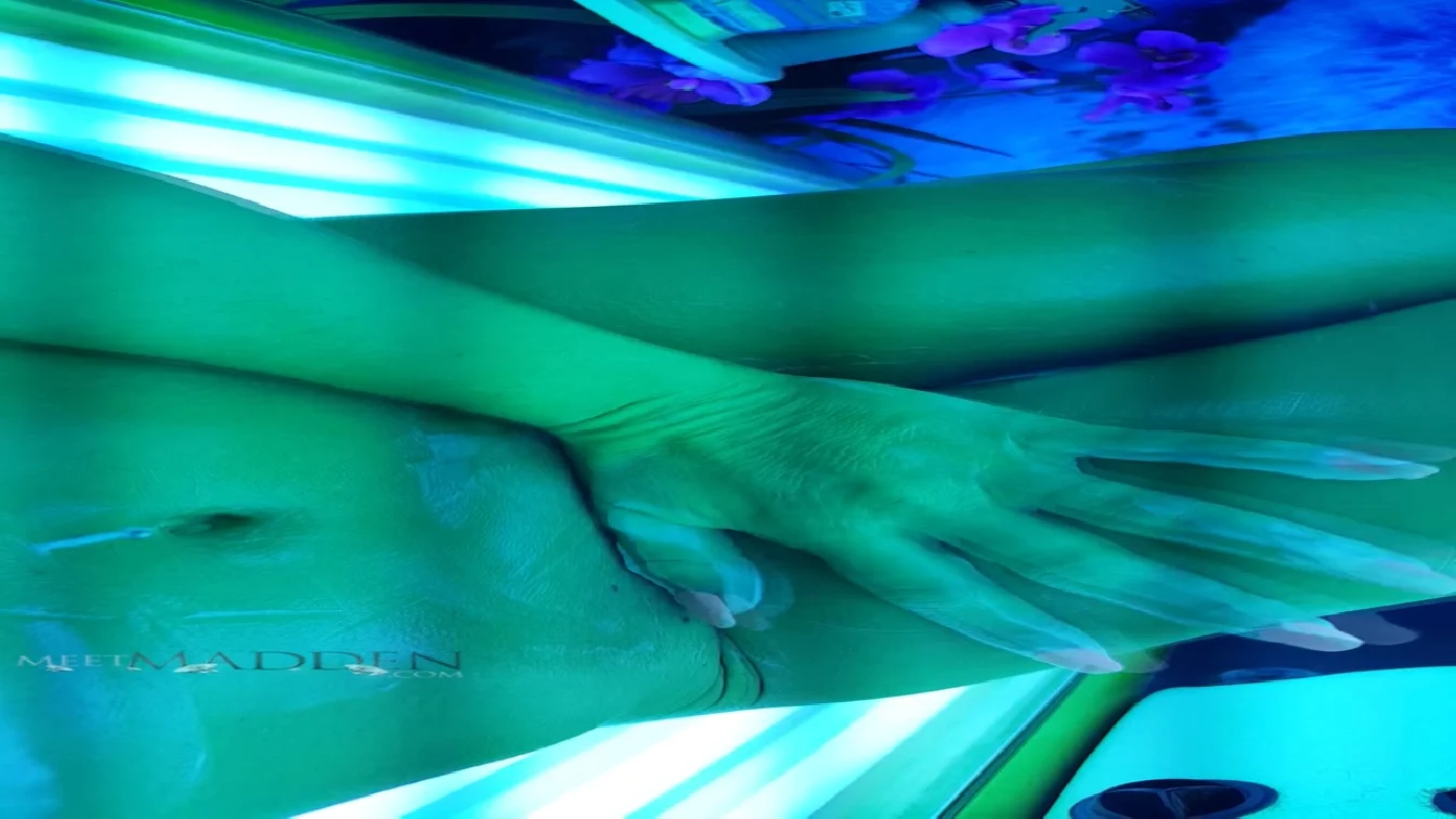 Preview of MeetMadden Tanning Bed XXX